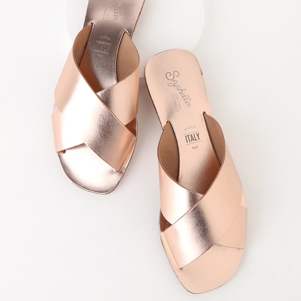 Total Relaxation Rose Gold Metallic Leather Slides